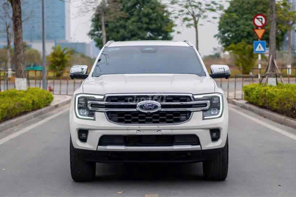 Ford Everest 2022 Titanium 2.0L 4x4 AT - 35000 km