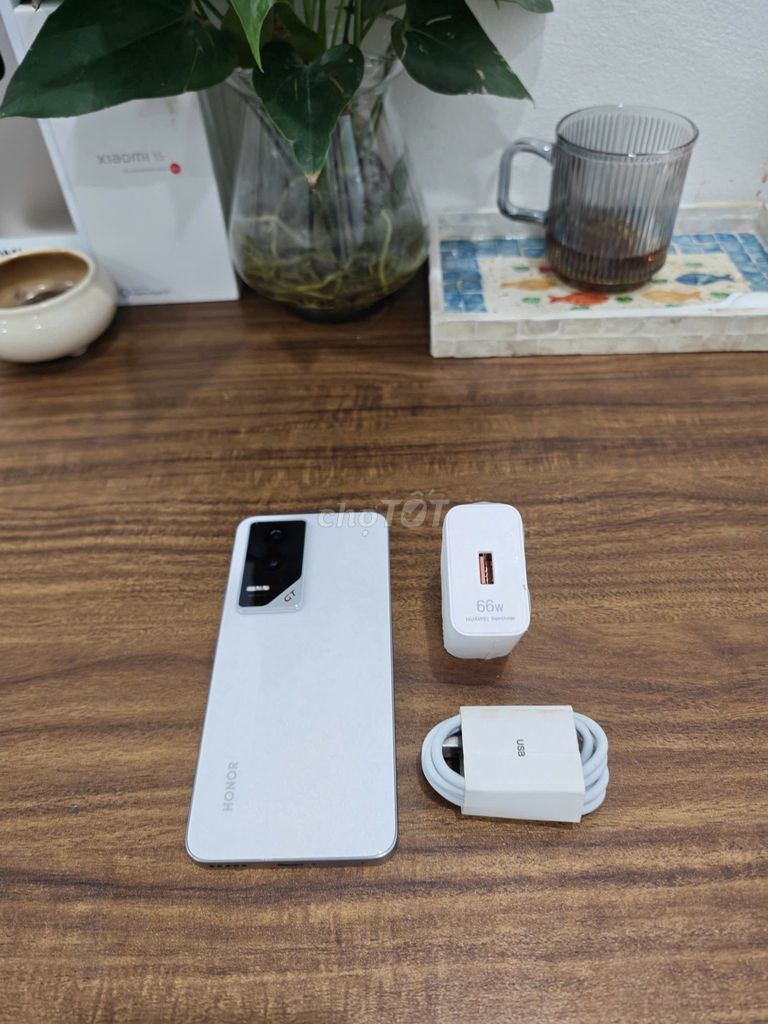 Honor GT 5G 12/256 Trắng sạc 66w có ship COD. Mua bán Điện thoại tại Quận Hoàng Mai Hà Nội được đăng bởi Trần Ngọc Hiếu hình 1