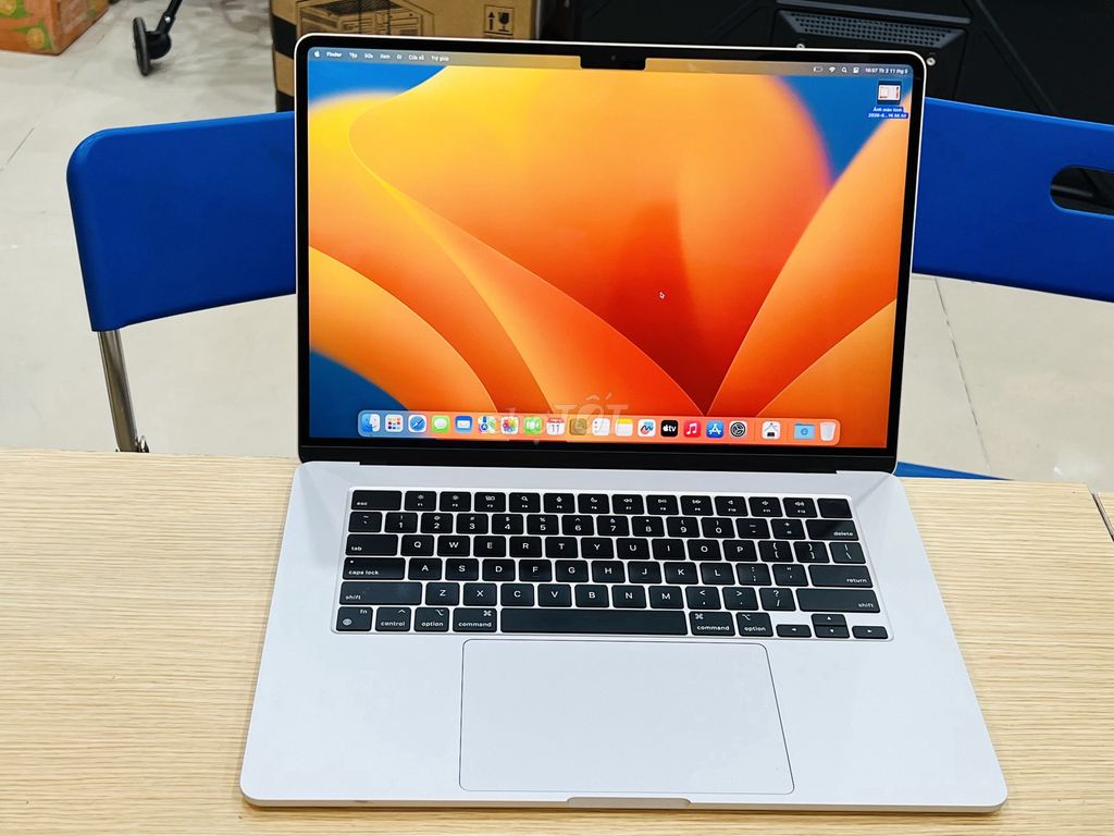 Máy Đẹp MacBook Air M2 15 inch 8GB/256GB. Mua bán Laptop tại Quận Đống Đa Hà Nội được đăng bởi Hoàng Táo  hình 1