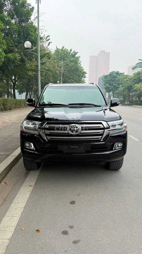 Toyota Land Cruiser 4.6 V8 sản xuất 2020,4 ghế MBS. Mua bán Ô tô tại Quận Bắc Từ Liêm Hà Nội được đăng bởi Mr Hợi  hình 1