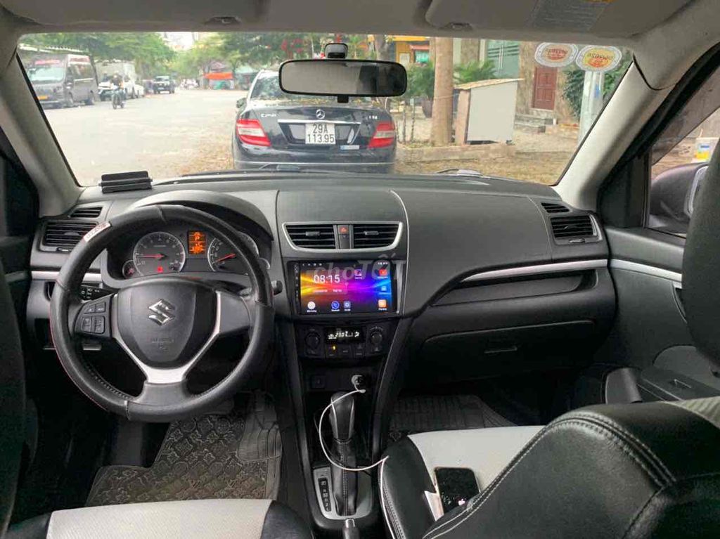 chính chủ bán Suzuki Swift 2014 1.4 AT - 63000 km. Mua bán Ô tô tại Quận Bắc Từ Liêm Hà Nội được đăng bởi Ken Nguyen hình 3