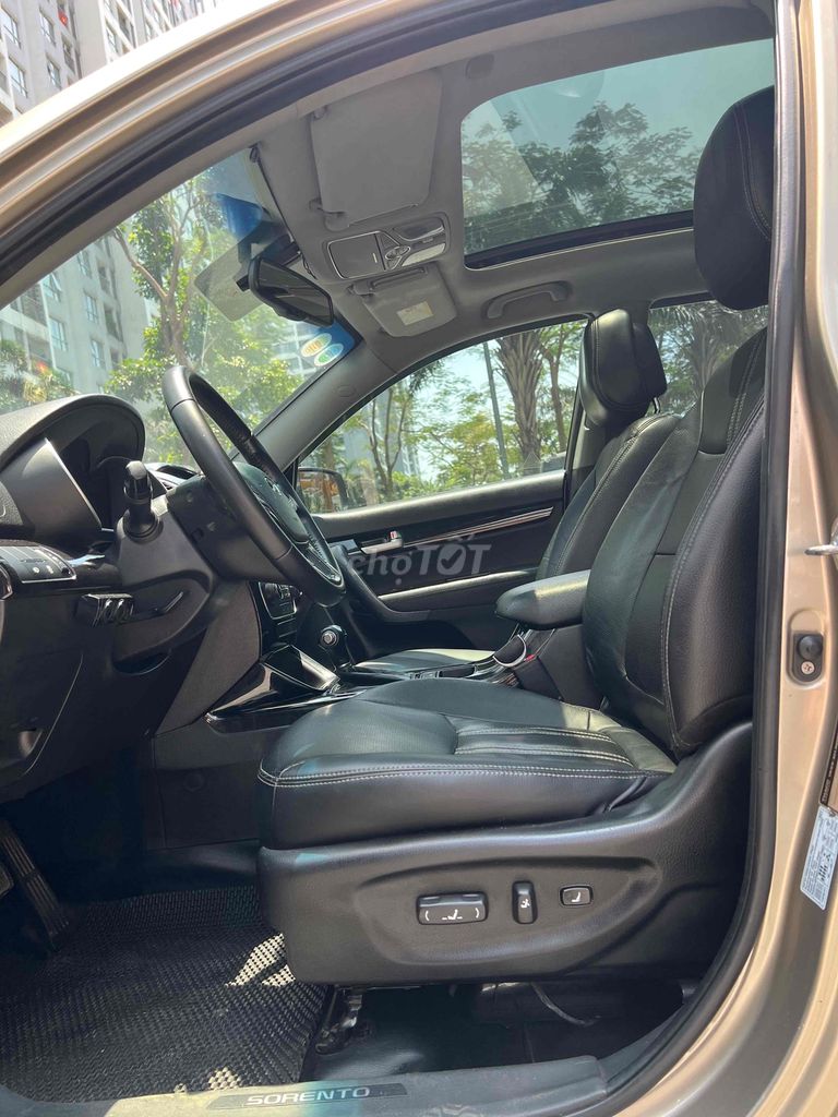 Kia Sorento 2WD DATH full dầu 9 vạn km full đồ. Mua bán Ô tô tại Quận Hai Bà Trưng Hà Nội được đăng bởi Hải Trần hình 9