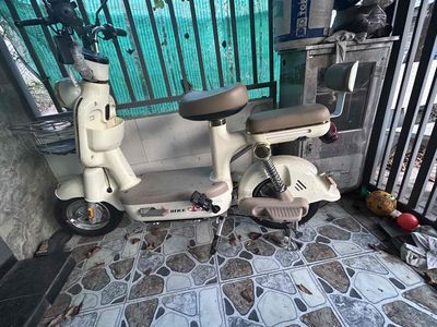 Cần bán xe đạp điện. Mua bán Xe điện tại Thị xã Bến Cát Bình Dương được đăng bởi Trang