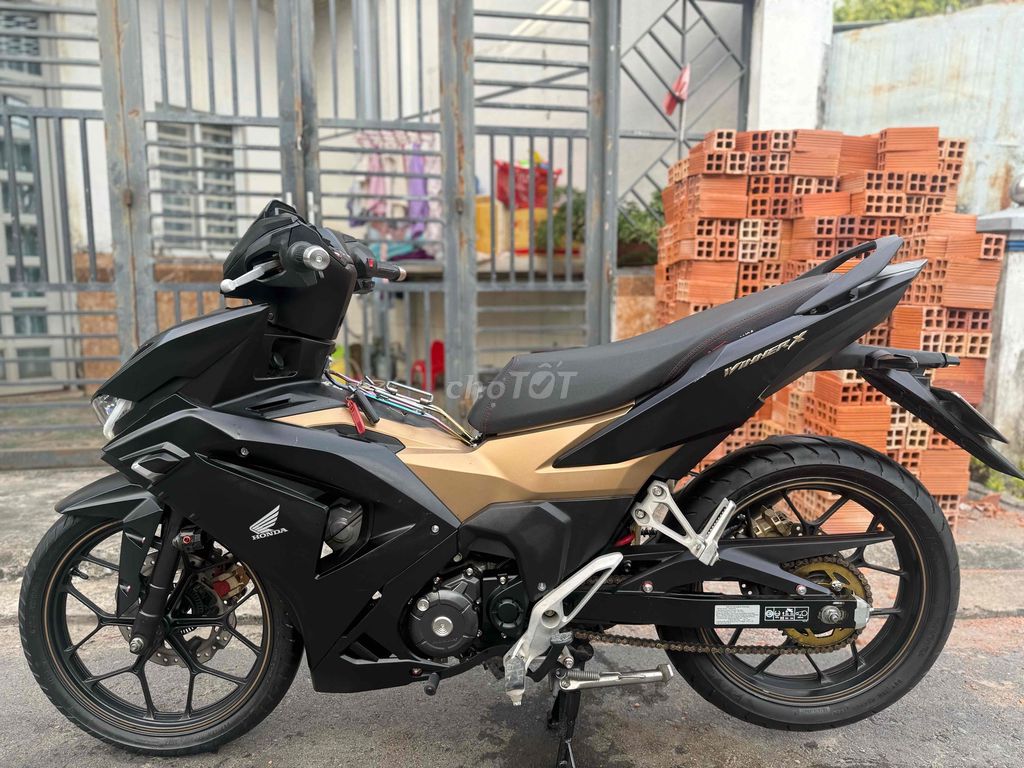 Winner x v3 ABS2022 B95 GÓP CẦN CCCD ĐỦ 18t TRẢ 0₫. Mua bán Xe máy tại Quận Ninh Kiều Cần Thơ được đăng bởi XE MÁY HOÀNG YẾN hình 3