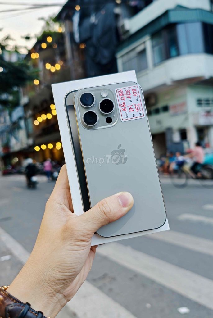 iPhone 16 Pro 128GB VN Fullbox còn bảo hành. Mua bán Điện thoại tại Quận Đống Đa Hà Nội được đăng bởi Lâm Bảo Tuyên hình 1
