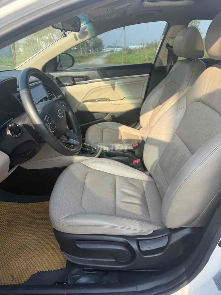 Hyundai Elantra 2019 GLS 1.6 AT. Mua bán Ô tô tại Quận Bình Tân Tp Hồ Chí Minh được đăng bởi Trường bình tân ôtô hình 7