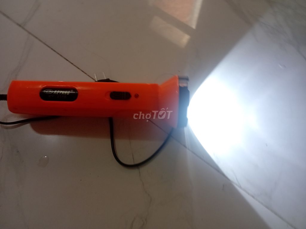 Xả đèn pin. Mua bán Đèn tại Thành phố Thủ Dầu Một Bình Dương được đăng bởi Cuong đồ nhật hình 1