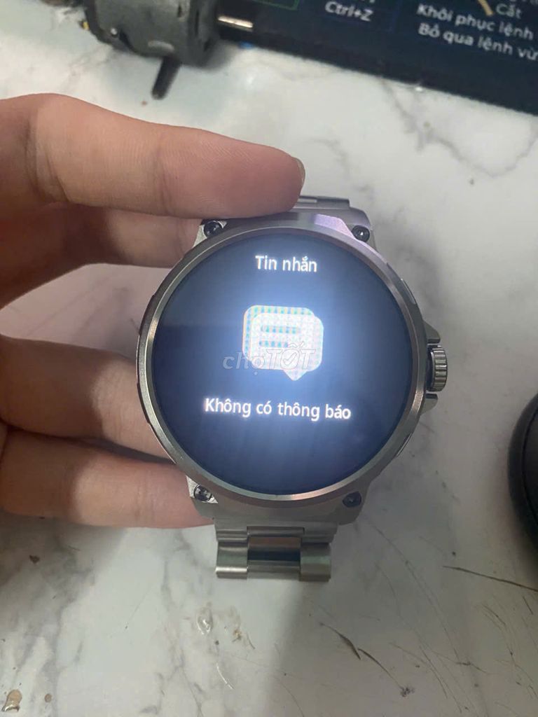 Đồng hồ thông minh gọi bluetooth theo dõi sức khỏe