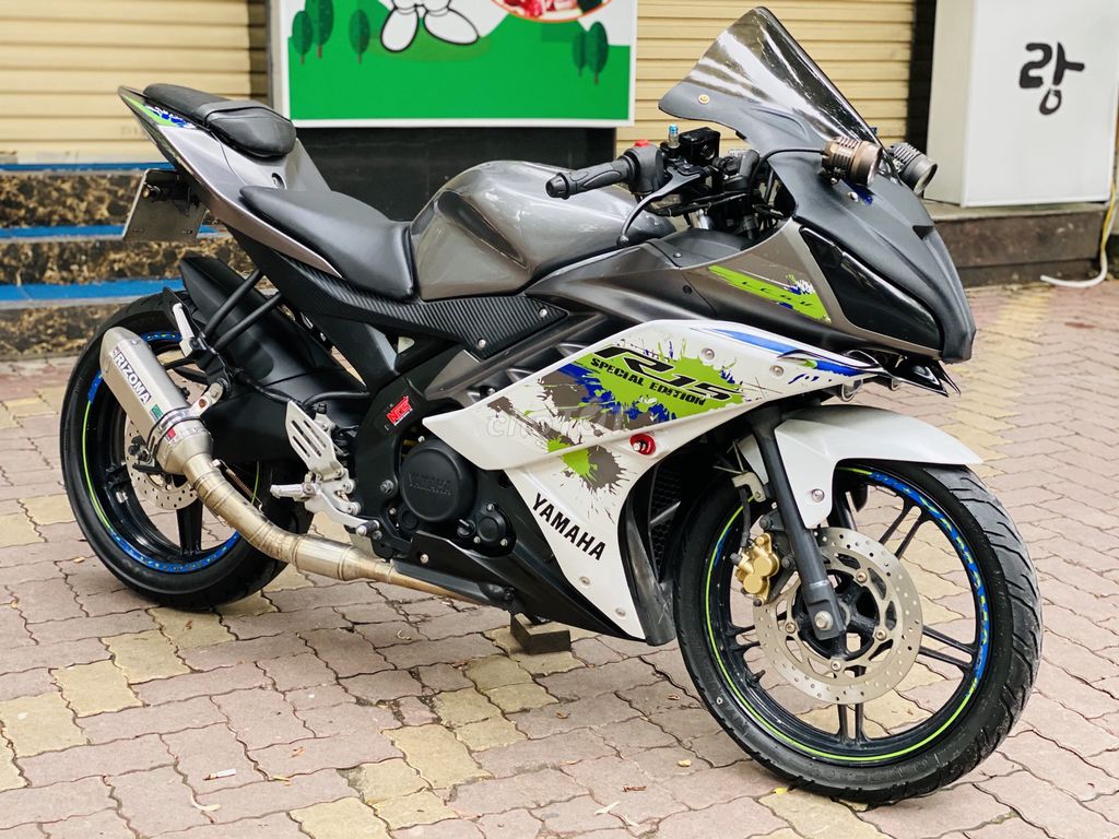 YAMAHA R15 V2 BẢN ĐẶC BIỆT CHÍNH CHỦ ĐK 2022. Mua bán Xe máy tại Quận Nam Từ Liêm Hà Nội được đăng bởi THU HOÀI hình 1