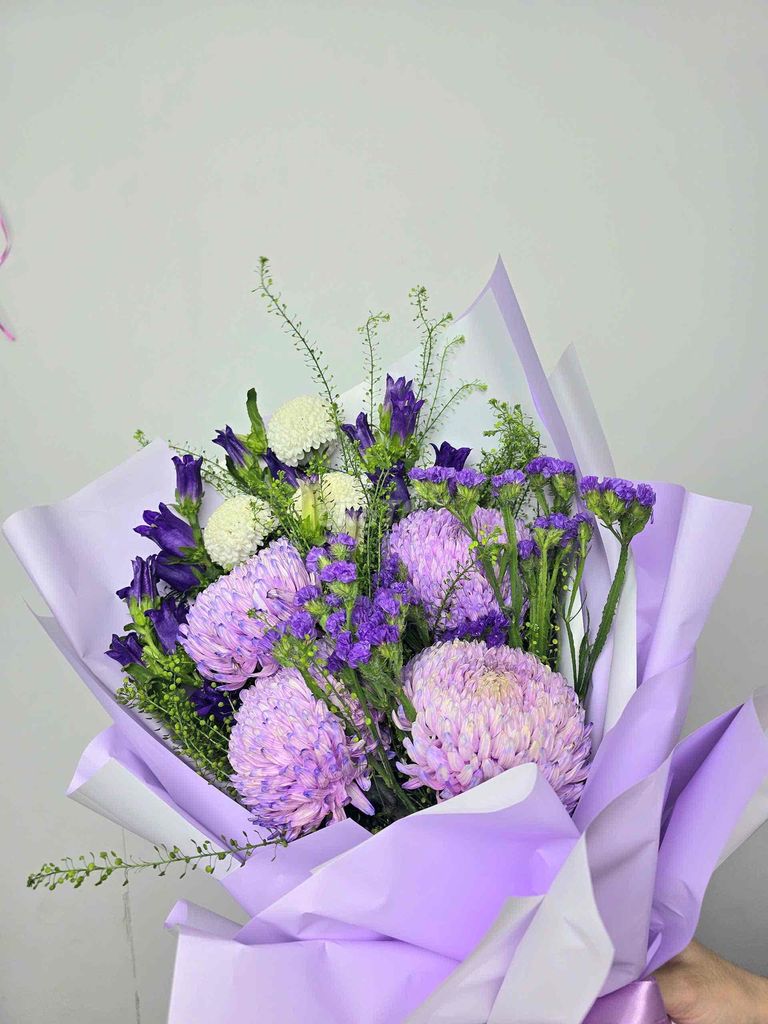 Thanh lý bó hoa cúc mẫu đơn linh lan chuông to
