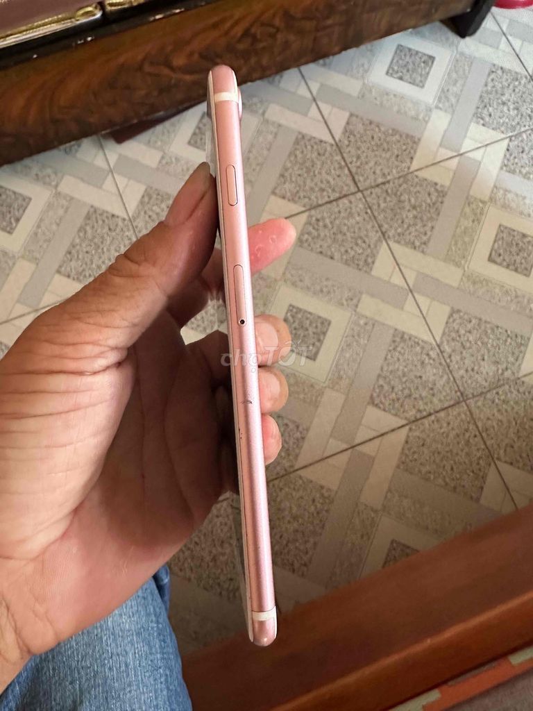 7 Plus 32g bán cả sim. Mua bán Điện thoại tại Huyện Gia Lâm Hà Nội được đăng bởi long hình 1