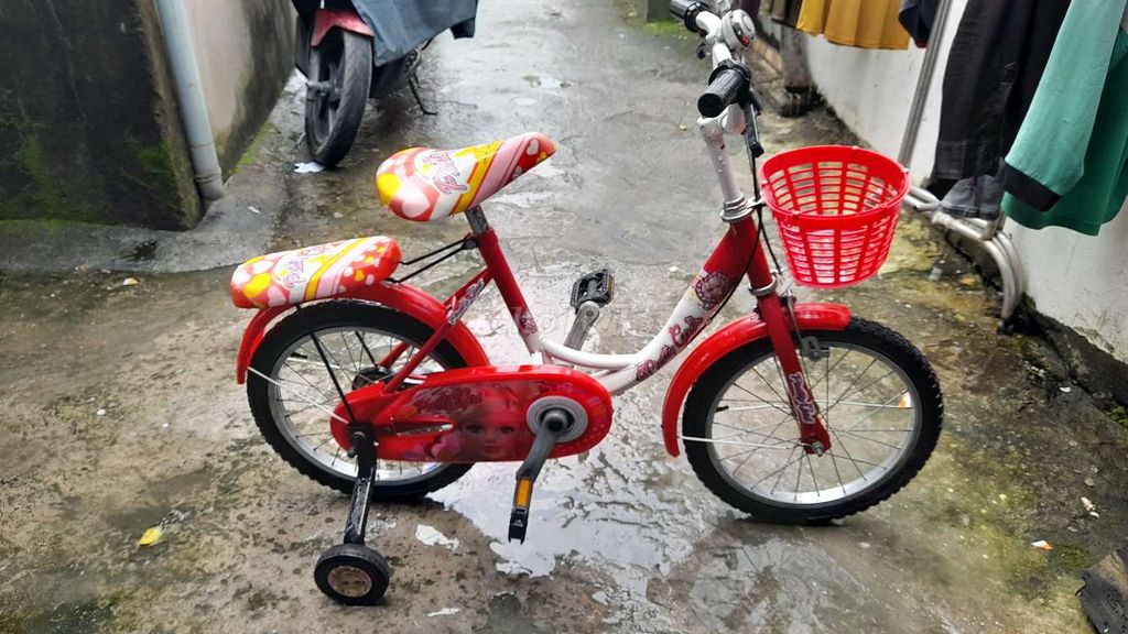 Bán xe đạp trẻ em còn khá mới. Mua bán Xe đạp tại Thành phố Thủ Dầu Một Bình Dương được đăng bởi Hùng hình 3