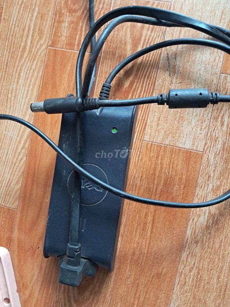 Sạc laptop Dell 65W chân kim to Đen. Mua bán Phụ kiện (Màn hình, Chuột...) tại Quận Bình Thạnh Tp Hồ Chí Minh được đăng bởi Pobry lise hình 1