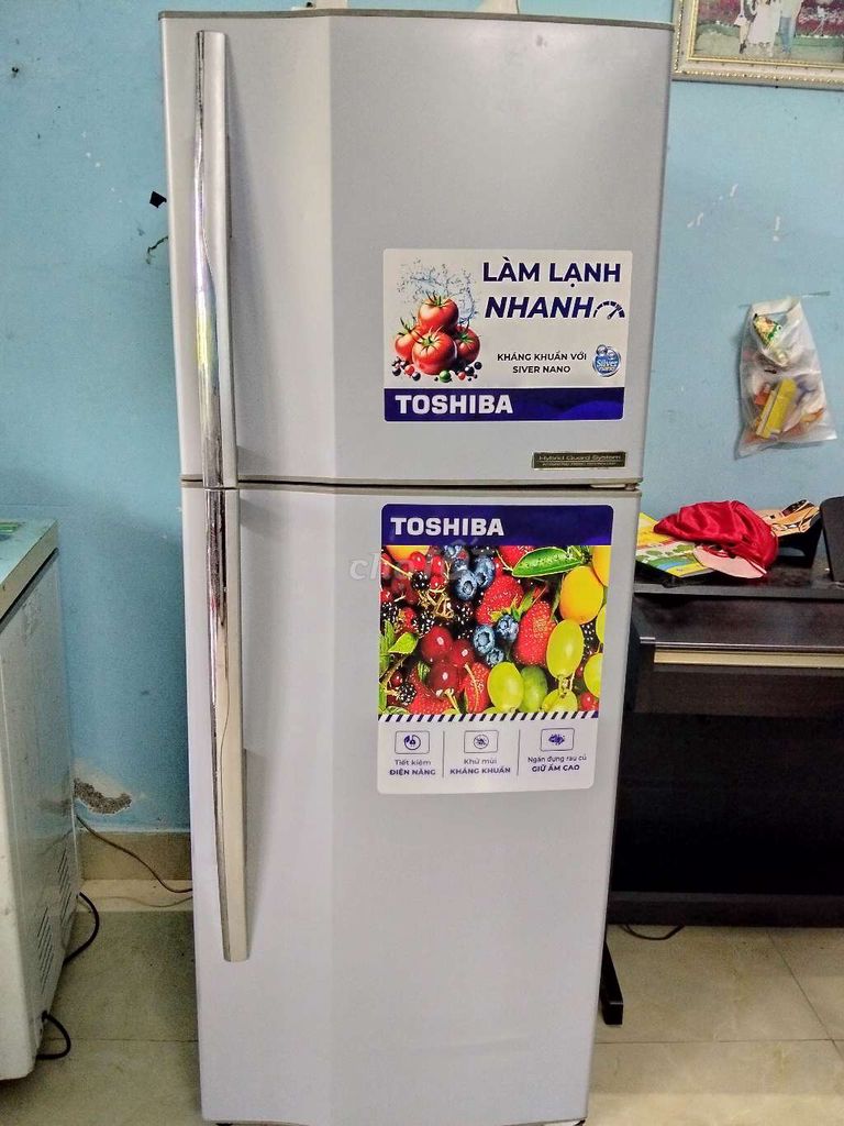 Tủ lạnh Toshiba 280 lít Xám. Mua bán Tủ lạnh tại Quận Ngũ Hành Sơn Đà Nẵng được đăng bởi Vloc hình 1