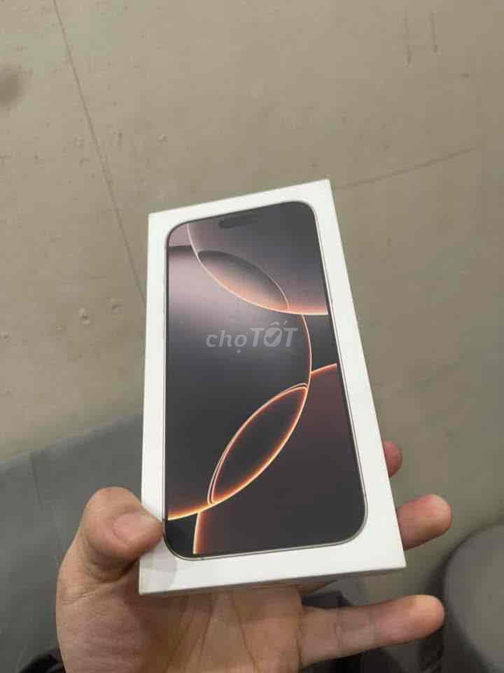 iphone 16promax -256gb qte zin đét pin 100% giá re