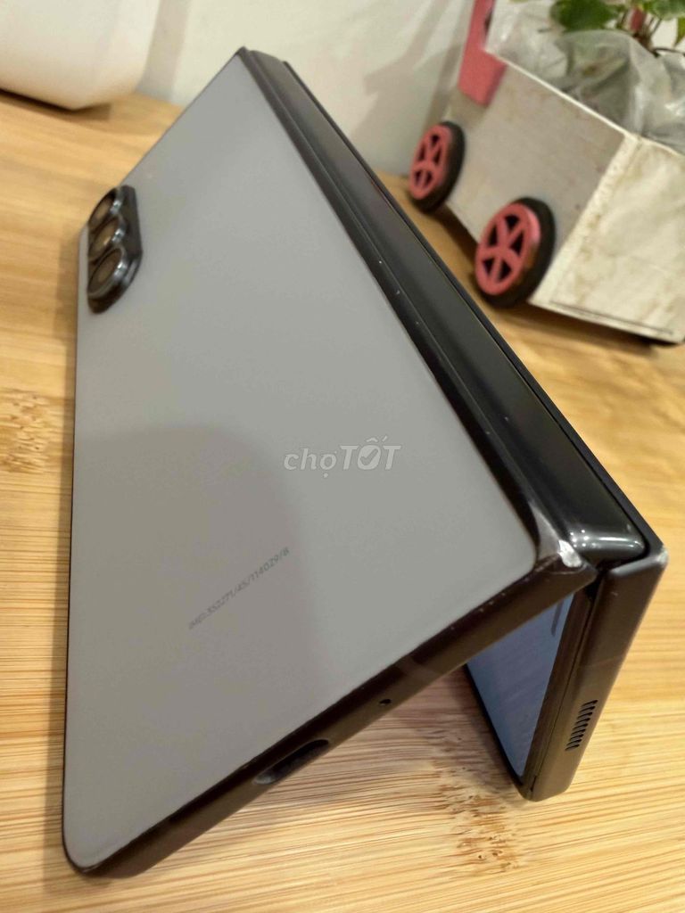 Samsung Z Fold 5 Màu Ghi SSVN 2 sim 512, mua 1 chủ. Mua bán Điện thoại tại Quận 7 Tp Hồ Chí Minh được đăng bởi DH hình 1