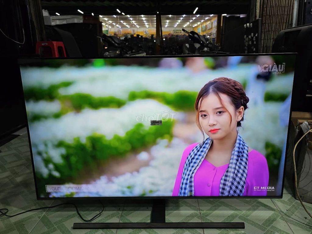 Samsung TV 4K Tràn Viền 55 inch - 55NU8000. 120 Hz