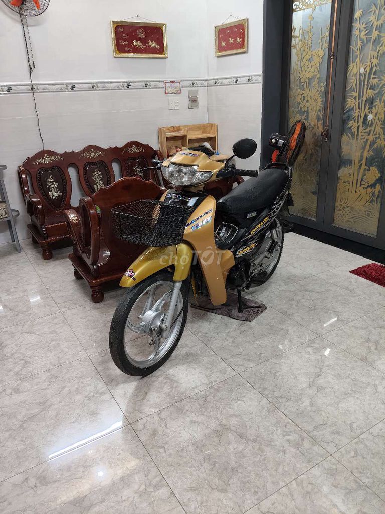 Wave hàn quốc, giấy tờ đầy đủ, máy rất êm,