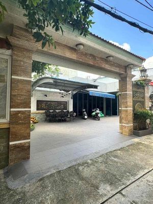 Аренда · 3 комн. · 400 м² · Quận Gò Vấp, ул. Hẻm 945 Quang Trung
