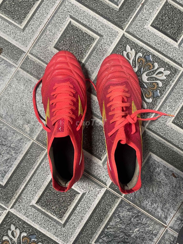 Giày đá bóng Mizuno Morelia Neo 4 Elite Đỏ. Mua bán Đồ thể thao, Dã ngoại tại Thành phố Vinh Nghệ An được đăng bởi Trung2349f hình 1