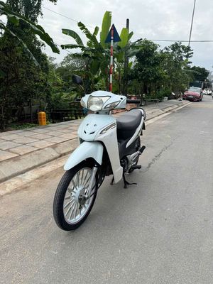 Wave 50cc Trắng còn mới, giấy tờ đầy đủ