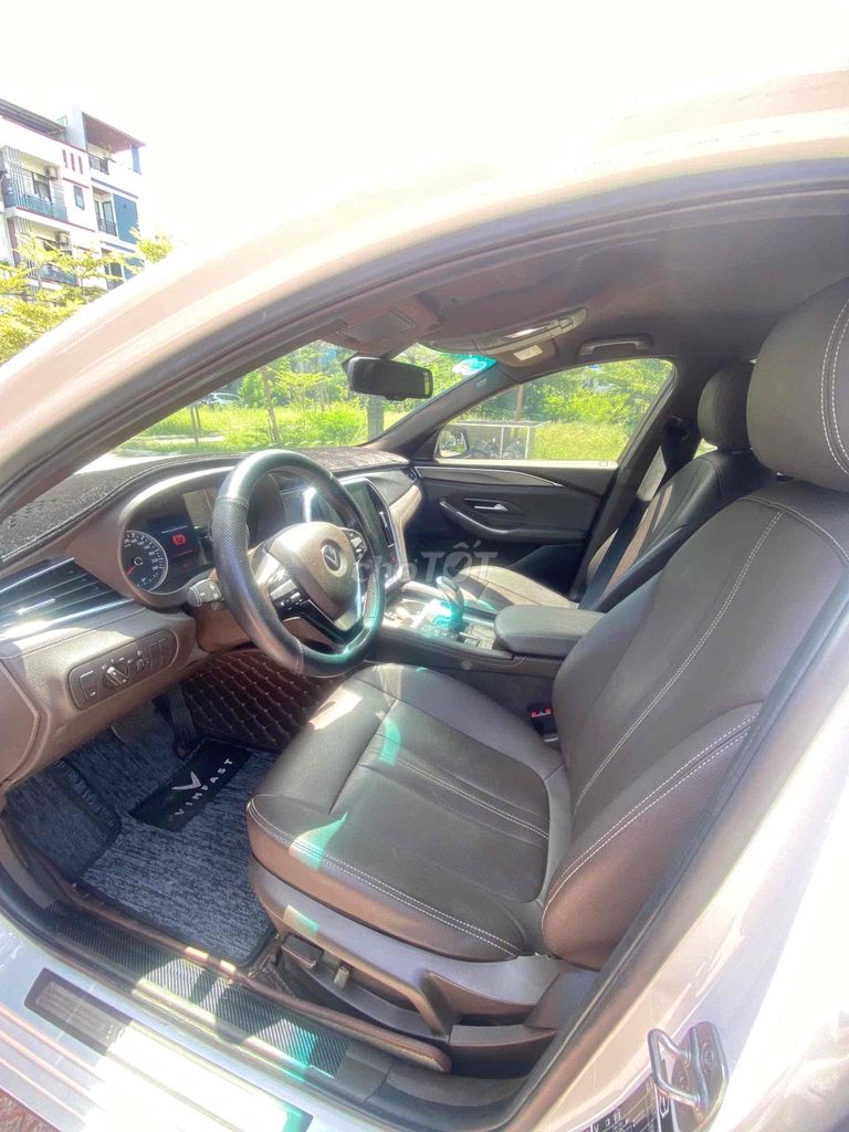 VinFast Lux A2.0 2021 2.0 AT - 71000 km. Mua bán Ô tô tại Quận Sơn Trà Đà Nẵng được đăng bởi Phạm Khánh Duy hình 5