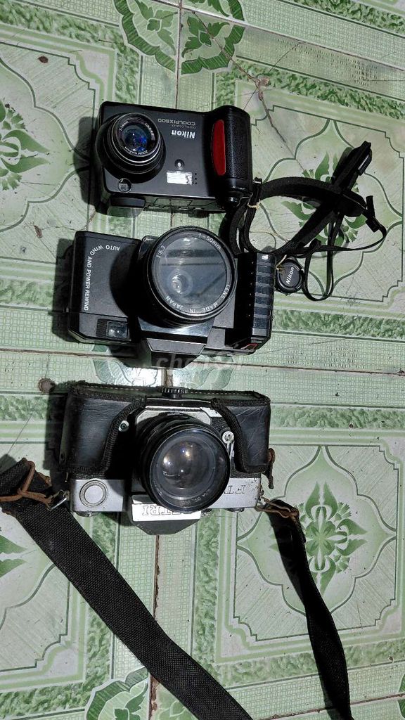 Máy ảnh phim Nikon Đen bạc Cổ điển. Mua bán Máy ảnh, Máy quay tại Huyện Bình Chánh Tp Hồ Chí Minh được đăng bởi Vũ thị hoa hình 1