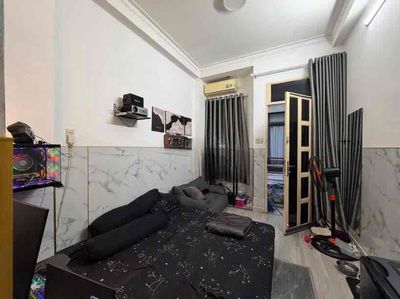 Аренда · 3 комн. · 30 м² · Quận 10, ул. Đường Nguyễn Tiểu La