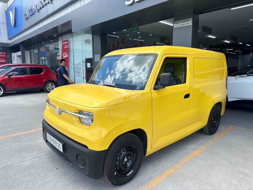 VinFast ECVAN PLUS 2026 chỉ 944 km  tiết kiệm 70tr