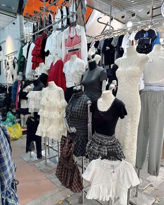 Sang nhượng cửa hàng trung tâm Ninh Hiệp - Đối diện bãi xe đông đúc. Mua bán văn phòng, mặt bằng kinh doanh tại Huyện Gia Lâm Hà Nội được đăng bởi Tu Hoang