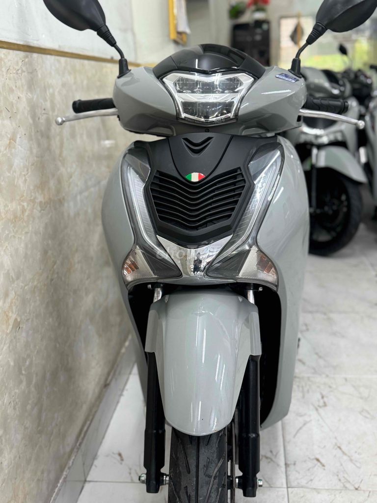 sh 125 đời 2019 xám xi măng mới keng 43G1-391.13. Mua bán Xe máy tại Quận Sơn Trà Đà Nẵng được đăng bởi Minh Dũng bán trả góp 136 vân đồn  hình 5
