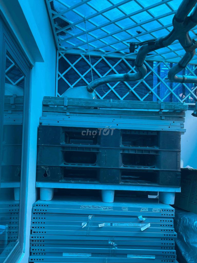 Pallet Nhựa Đen 1mx1.2m. Mua bán Giường, chăn ga gối nệm tại Huyện Nhà Bè Tp Hồ Chí Minh được đăng bởi Phước Phạm hình 1