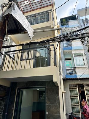 Nhà mới Ba Đình, Quận 8 - 16m2 - 3 tầng - sổ riêng - chỉ hơn 2 tỷ