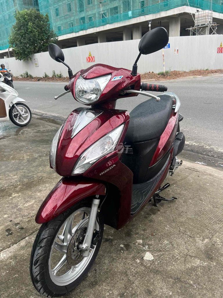 Vision 2013 bs 61. Mua bán Xe máy tại Thành phố Thuận An Bình Dương được đăng bởi Thanh Thúy hình 4