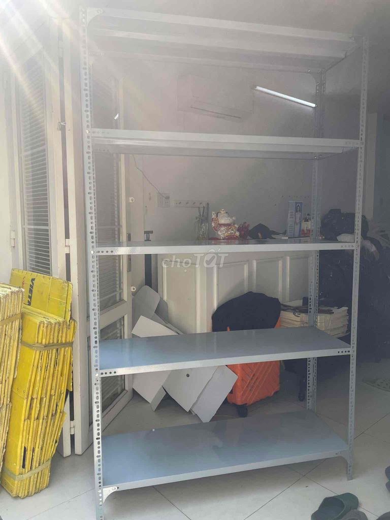 Kệ sắt chữ V 3 tầng 120x40x100cm. Mua bán Tủ, kệ gia đình tại Quận Tân Phú Tp Hồ Chí Minh được đăng bởi Thu Hồng hình 1
