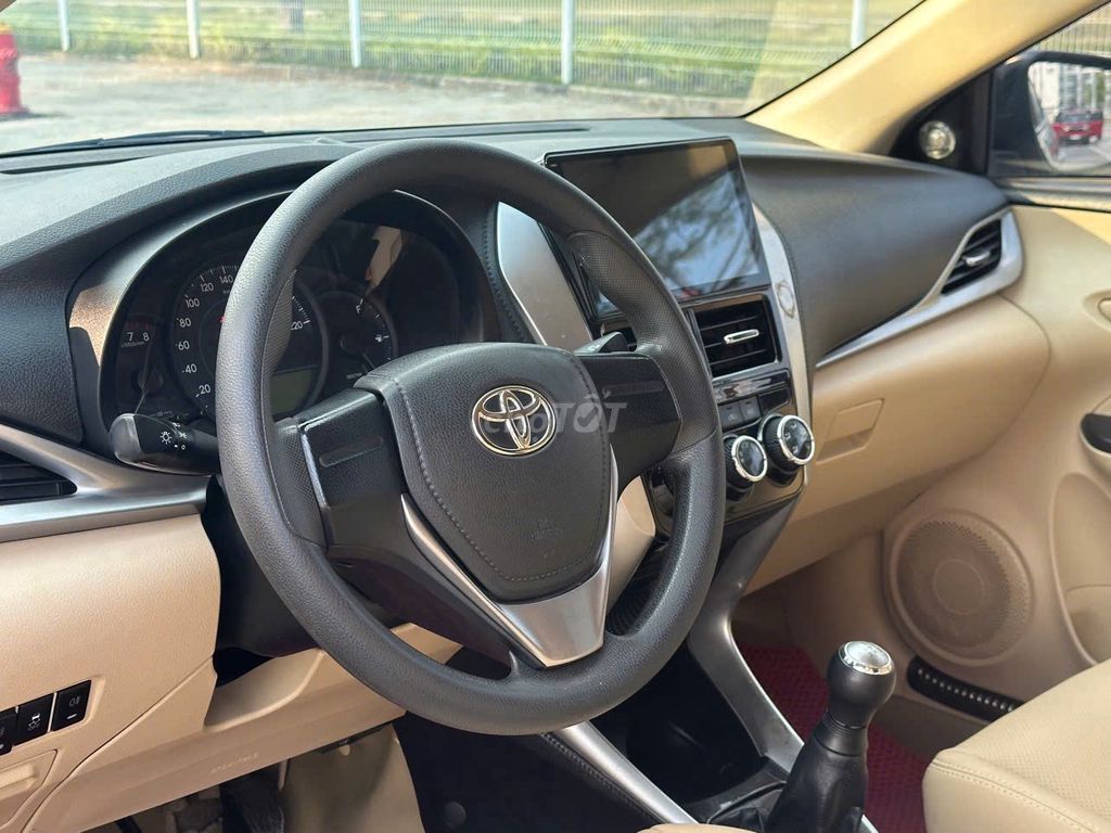 Toyota Vios E 2020 màu vàng cát. Mua bán Ô tô tại Quận Hoàng Mai Hà Nội được đăng bởi Thanh auto hình 10