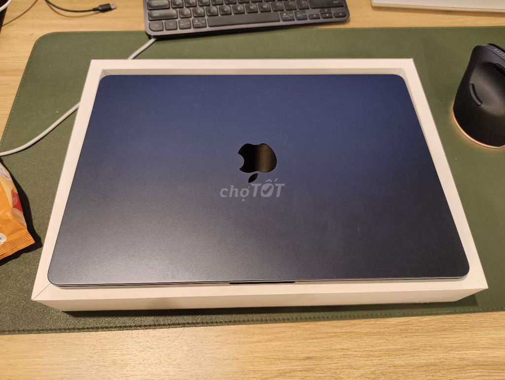 Apple Macbook Air M2 15 inch 16GB/512GB Xám. Mua bán Laptop tại Quận Bình Thạnh Tp Hồ Chí Minh được đăng bởi Ken hình 1
