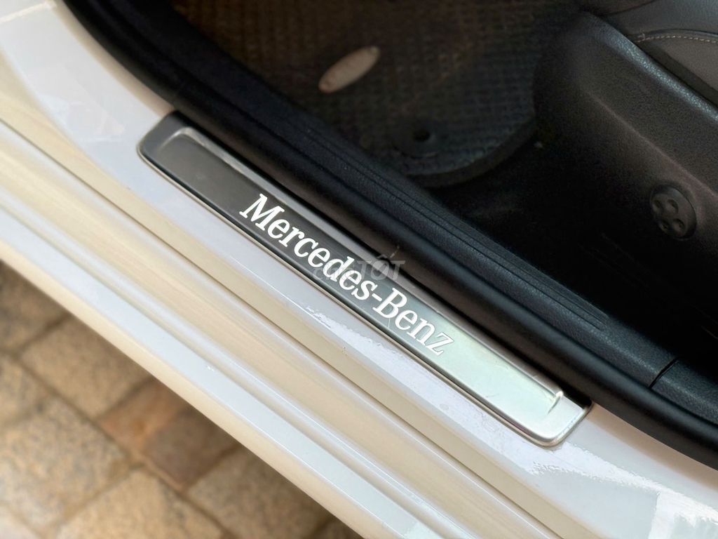 Mercedes Benz C200 Avantgarde 2023. Mua bán Ô tô tại Quận Long Biên Hà Nội được đăng bởi Khổng Tấn Luxury Car hình 12