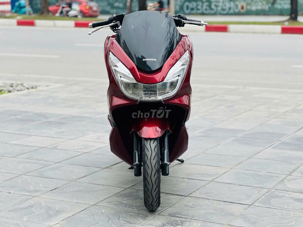 HONDA PCX ĐỎ ĐỜI MỚI 2018 BIỂN 29 CHÍNH CHỦ. Mua bán Xe máy tại Quận Nam Từ Liêm Hà Nội được đăng bởi Hoàng Lan hình 3