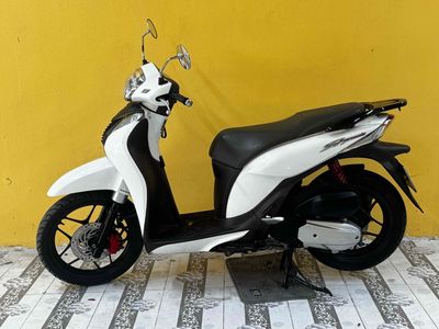 Honda SH Mode 2014 Trắng đen