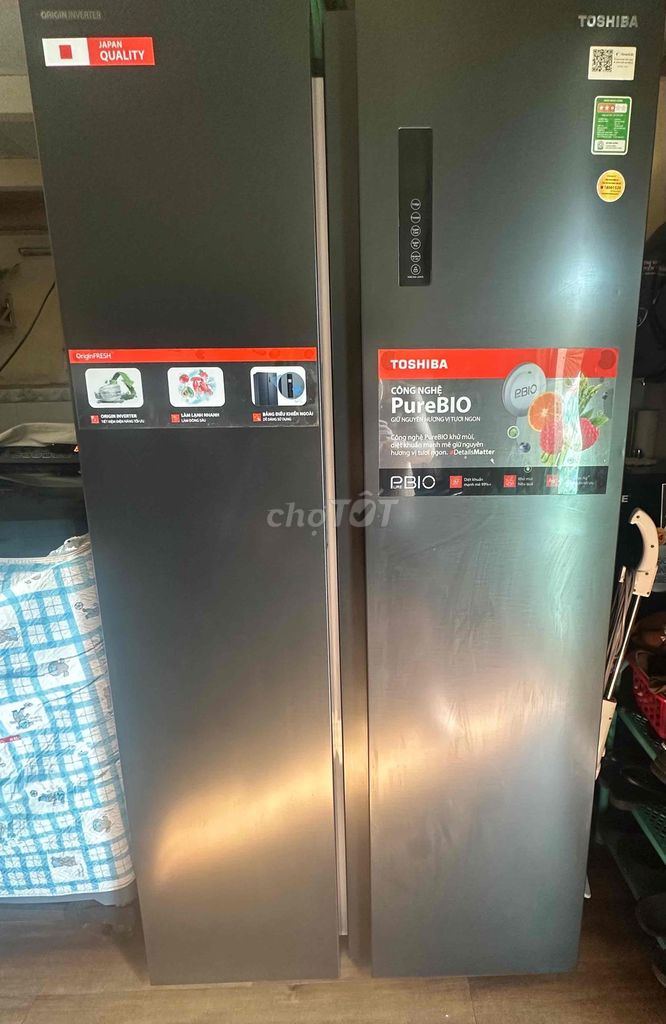 Tủ lạnh Toshiba Inverter 555 lít Xám. Mua bán Tủ lạnh tại Thành phố Thủ Đức Tp Hồ Chí Minh được đăng bởi Trần Minh Hiền hình 1