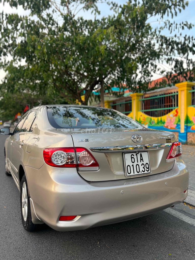 Toyota Corolla Altis 2011 1.8G MT - 61000 km