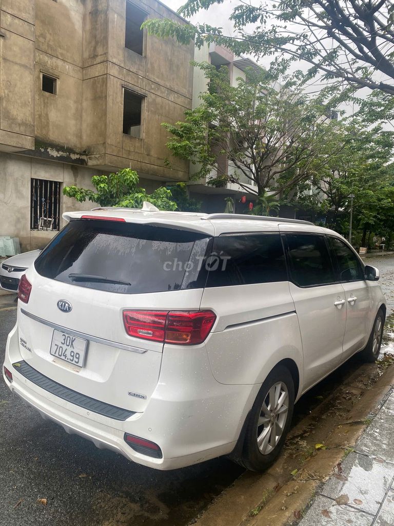 Kia Sedona 2018 2.2L DAT - 11000 km. Mua bán Ô tô tại Quận Hải Châu Đà Nẵng được đăng bởi cao hikosen hình 2