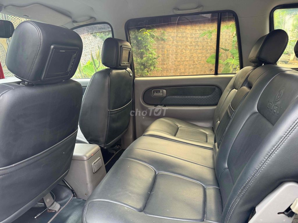 Isuzu Hi-Lander 7 chỗ màu Đen máy dầu. Mua bán Ô tô tại Quận Bình Tân Tp Hồ Chí Minh được đăng bởi  Mãnh hình 9