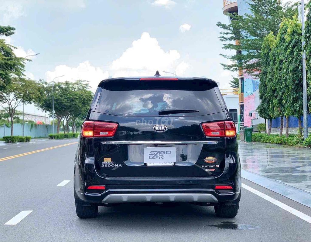 Kia Sedona 2019 Luxury D - 90000 km. Mua bán Ô tô tại Thành phố Dĩ An Bình Dương được đăng bởi Hiển phạm hình 3