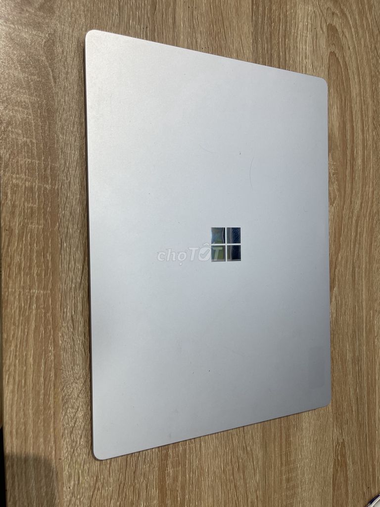 Surface laptop 3 i7 1065 Ram 16 ssd 512,13” 2K