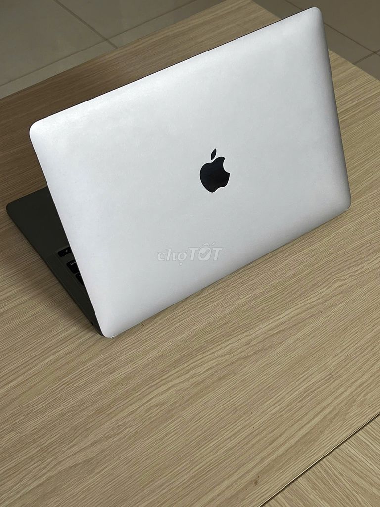 Macbook Pro 13 inch  2018 Core I7 - 16GB 512GB SSD. Mua bán Laptop tại Thành phố Buôn Ma Thuột Đắk Lắk được đăng bởi Cầm Đồ PHÚT 89  hình 1