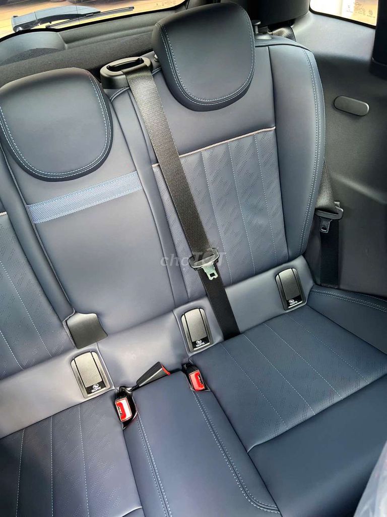 Mini Cooper S 5 Door, thơm mùi mới, đi đúng 143 km. Mua bán Ô tô tại Quận Long Biên Hà Nội được đăng bởi Long Biên Cars hình 15