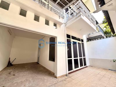 Rent · 5 bd · 160 м² · Thành phố Thủ Đức, ул. Đường Trần Lựu