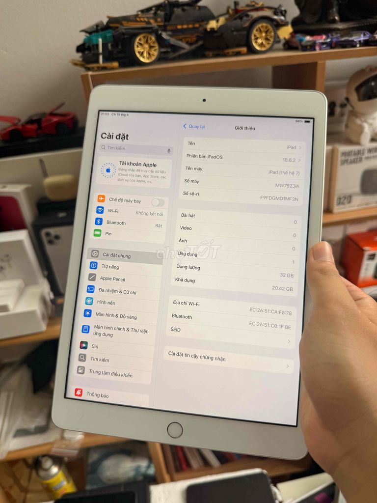 Apple iPad Gen 7 32GB Wf Bạc. Mua bán Máy tính bảng tại Quận Ba Đình Hà Nội được đăng bởi Nguyễn Công Thành hình 1